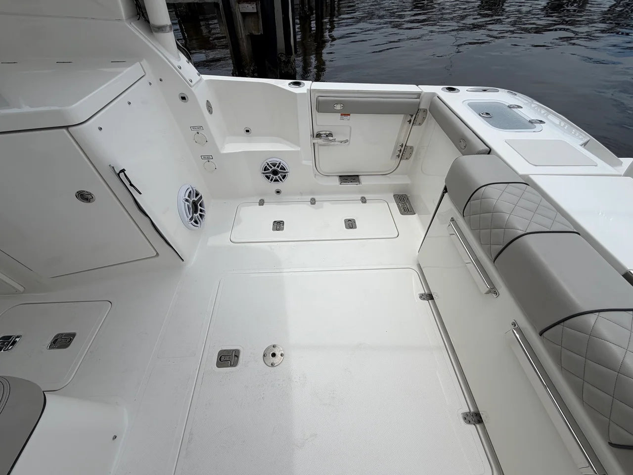 2025 Pursuit 306 DC 30.0 feet, Stuart, Florida #24