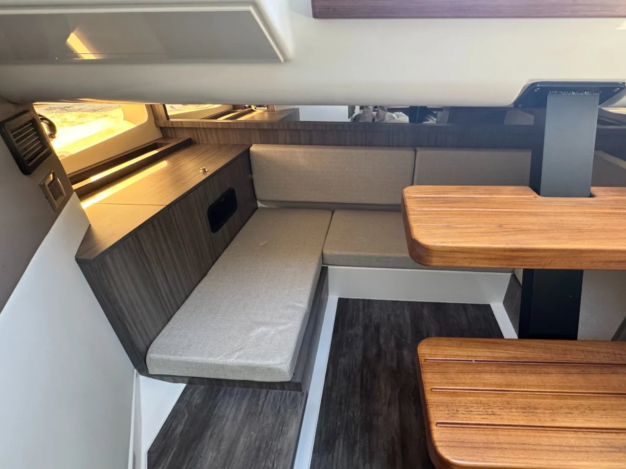 2026 Sea Ray Sundancer 370 Outboard 37.0 feet, Huntington, NY #30