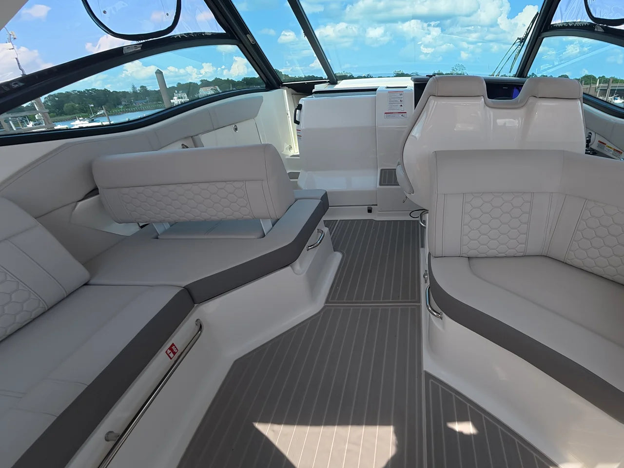 2026 Sea Ray Sundancer 320 Outboard 32.0 feet, Brick Township, New Jersey #13
