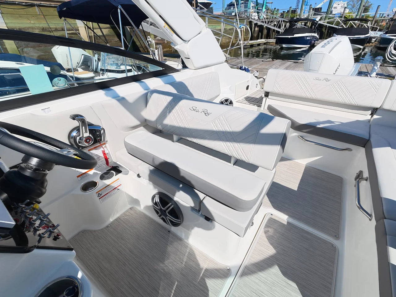 2026 Sea Ray SDX 250 Outboard 25.0 feet, Norwalk, Connecticut #19