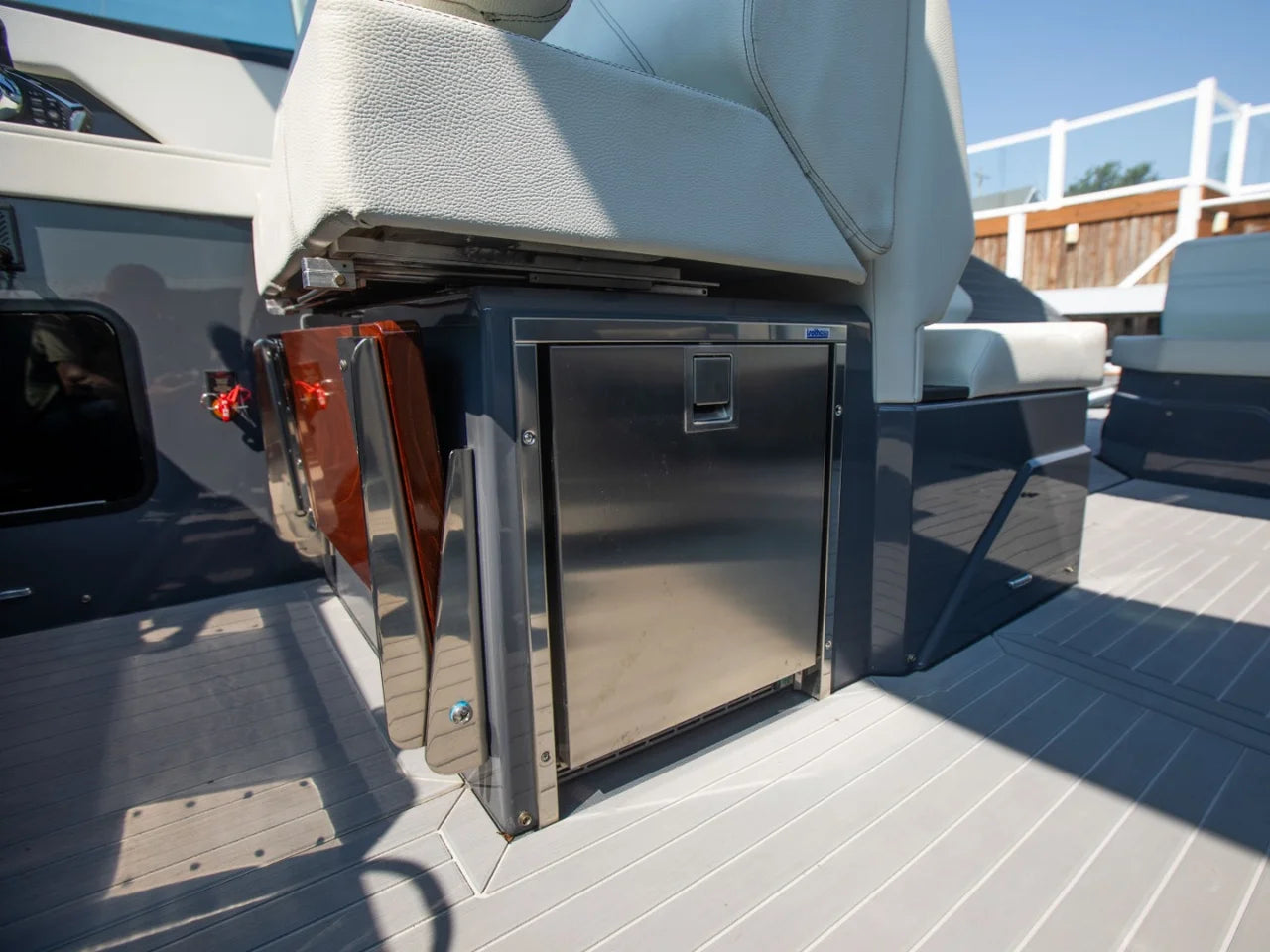 2024 Cruisers Yachts 38 GLS-OB SB 38.0 feet, Somers Point, New Jersey #52