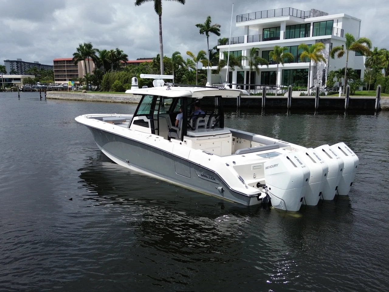 2027 Boston Whaler 380 Outrage 38.0 feet, Pompano Beach, Florida #7