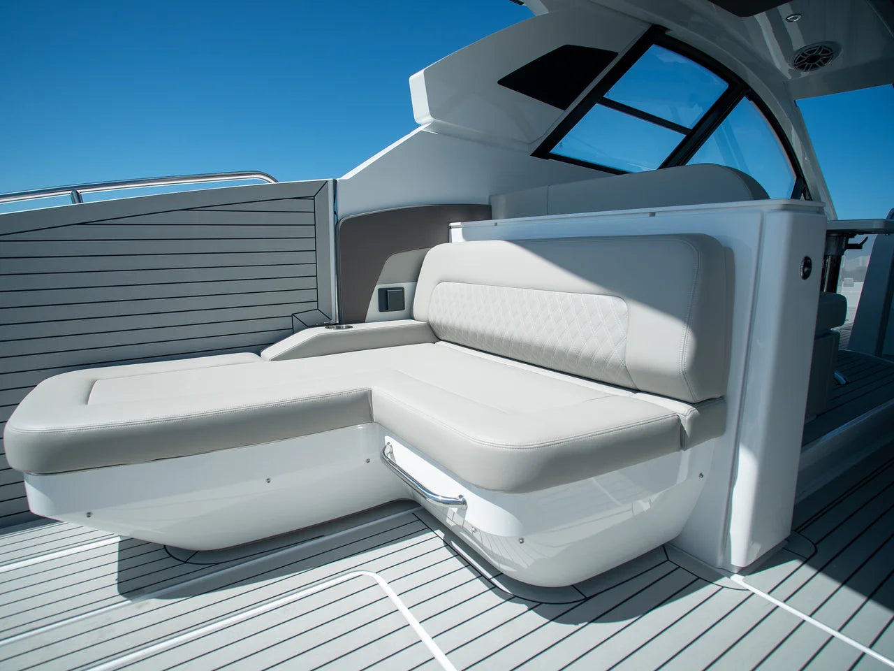 2026 Cruisers Yachts 50 GLS OB 50.0 feet, Fort Myers, FL #13