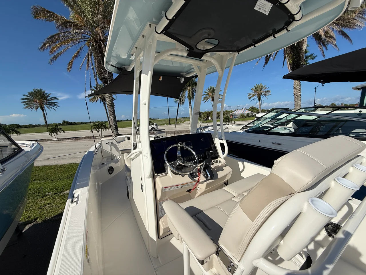 2027 Boston Whaler 250 Dauntless 25.0 feet, Venice, Florida #28