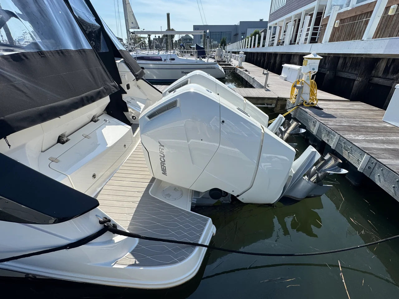 2025 Sea Ray 370 SUNDANCER OB 39.0 feet, Somers Point, New Jersey #5