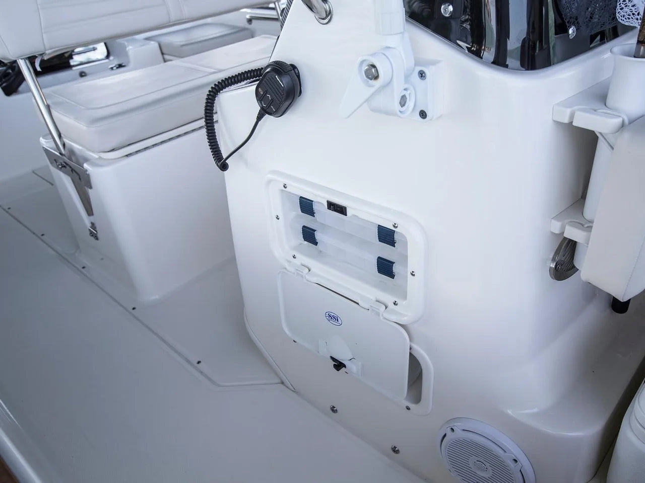 2027 Boston Whaler 170 Montauk 17.0 feet, Pensacola, Florida #16