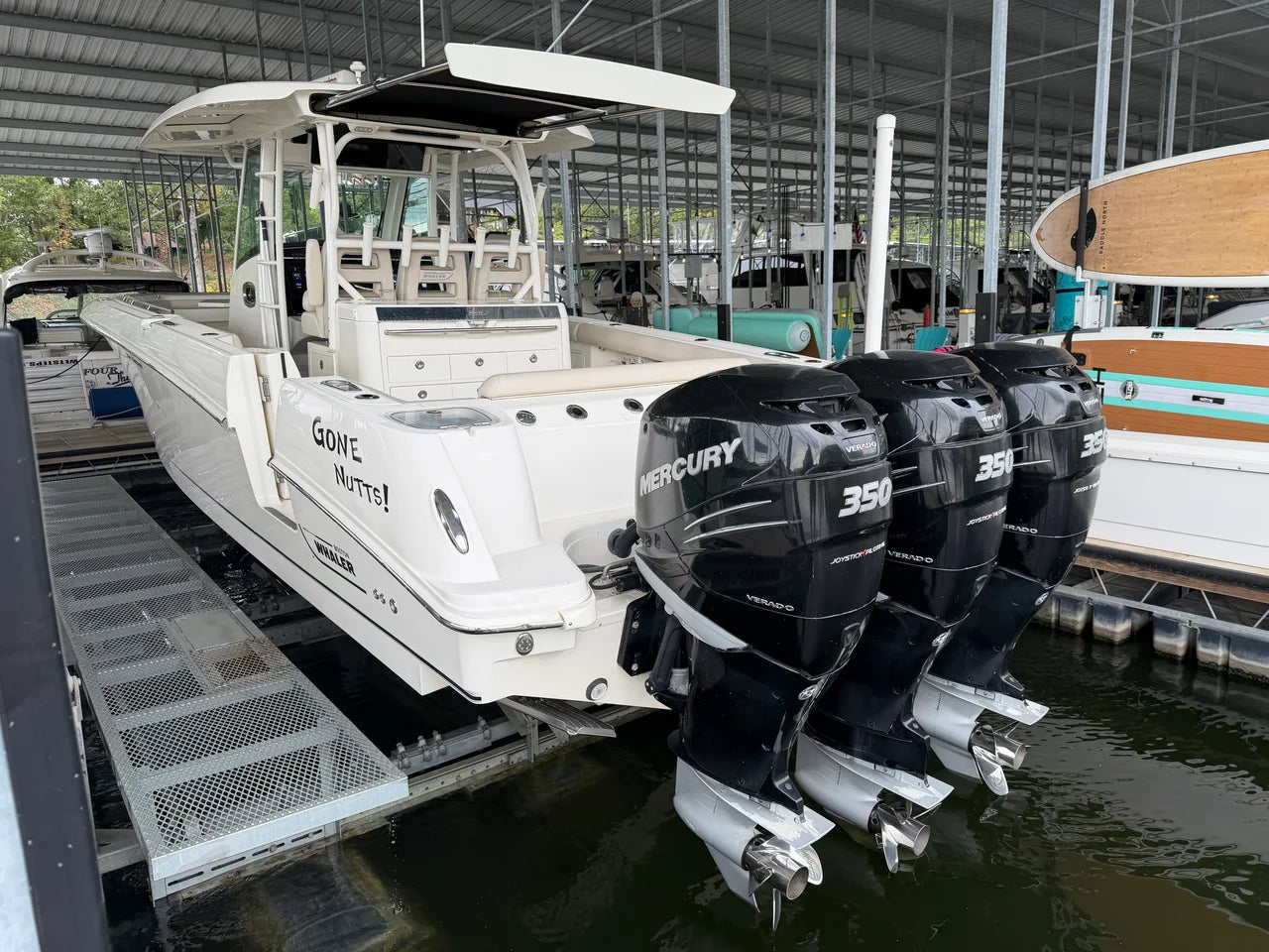2017 Boston Whaler 350 OUTRAGE 35.0 feet, Lake Ozark, MO #24