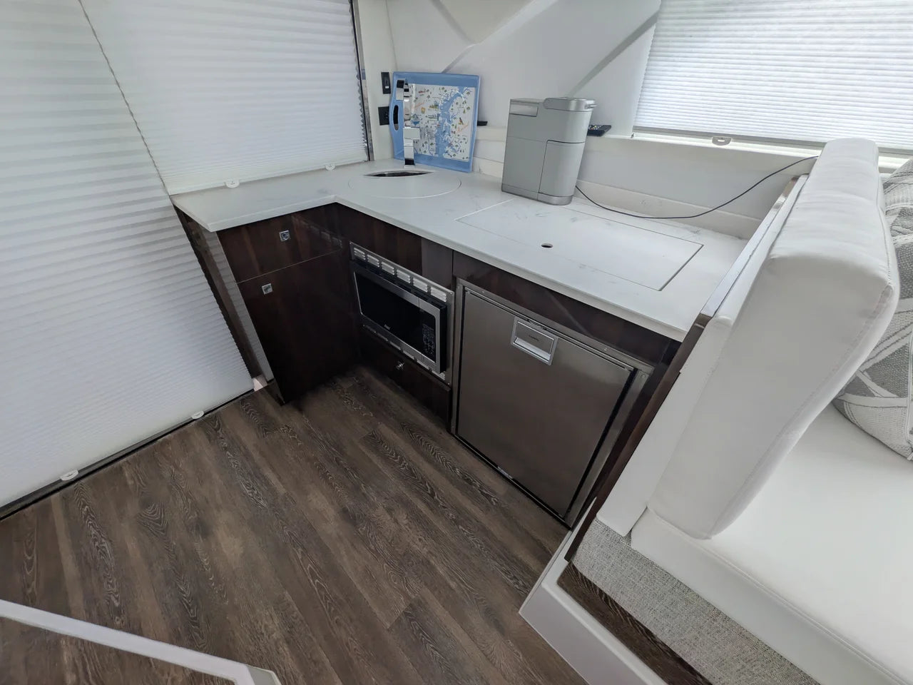 2024 Cruisers Yachts 42 CANTIUS 42.0 feet, Grasonville, MD #20