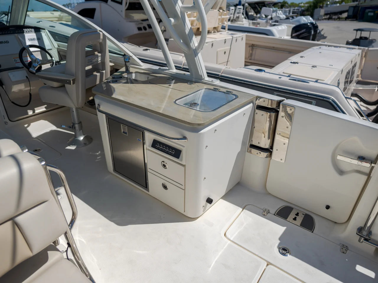 2025 Boston Whaler VANTAGE 320 33.0 feet, Panama City, FL #23