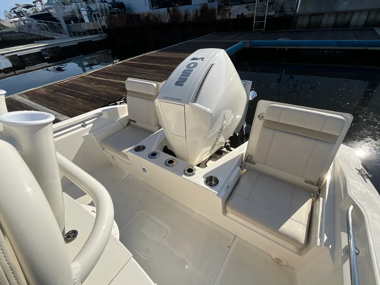 2027 Boston Whaler 220 Dauntless 22.0 feet, Jacksonville Beach, Florida #10