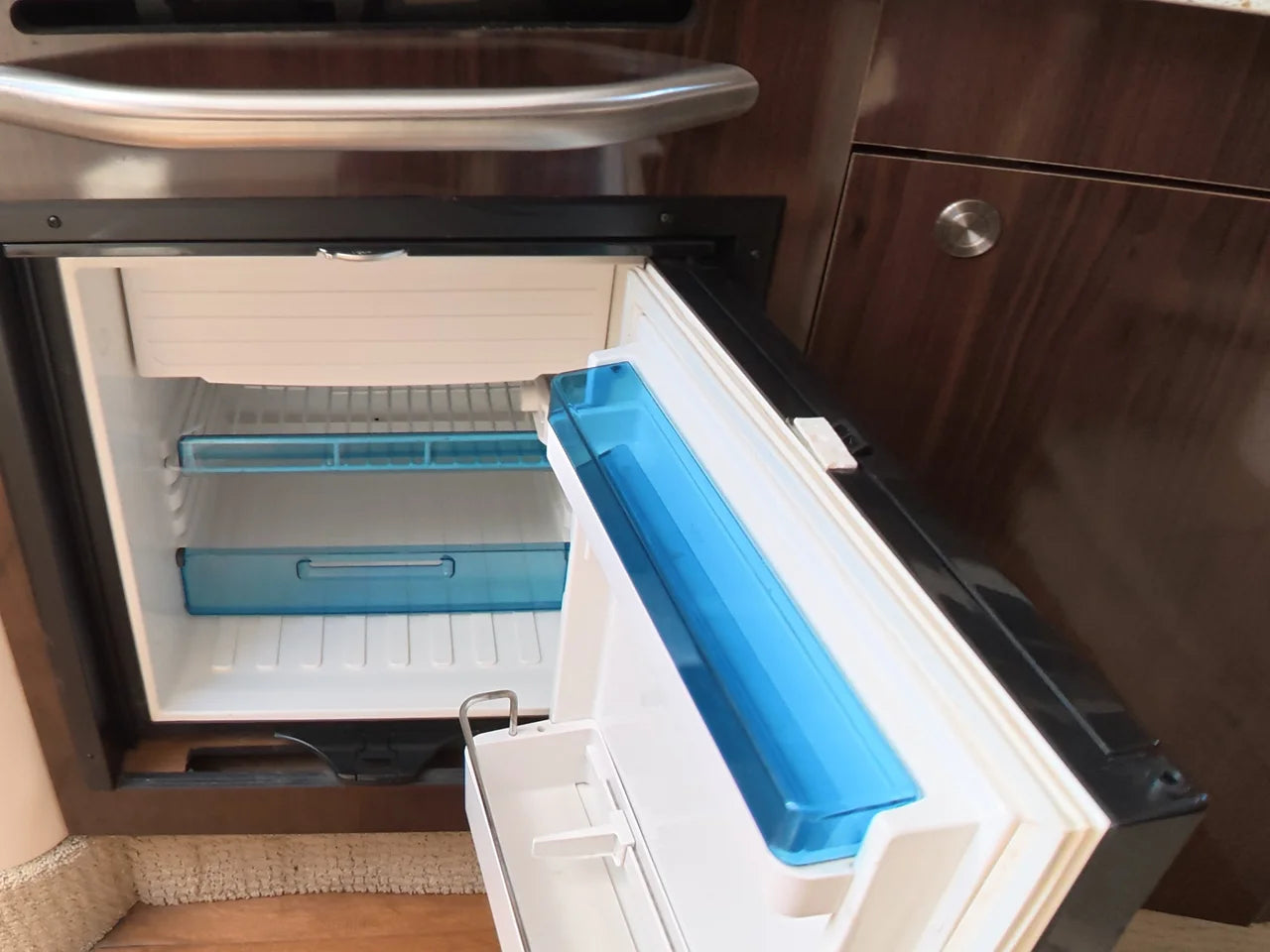 2016 Sea Ray 330 Sundancer 33.0 feet, Huntington, NY #26
