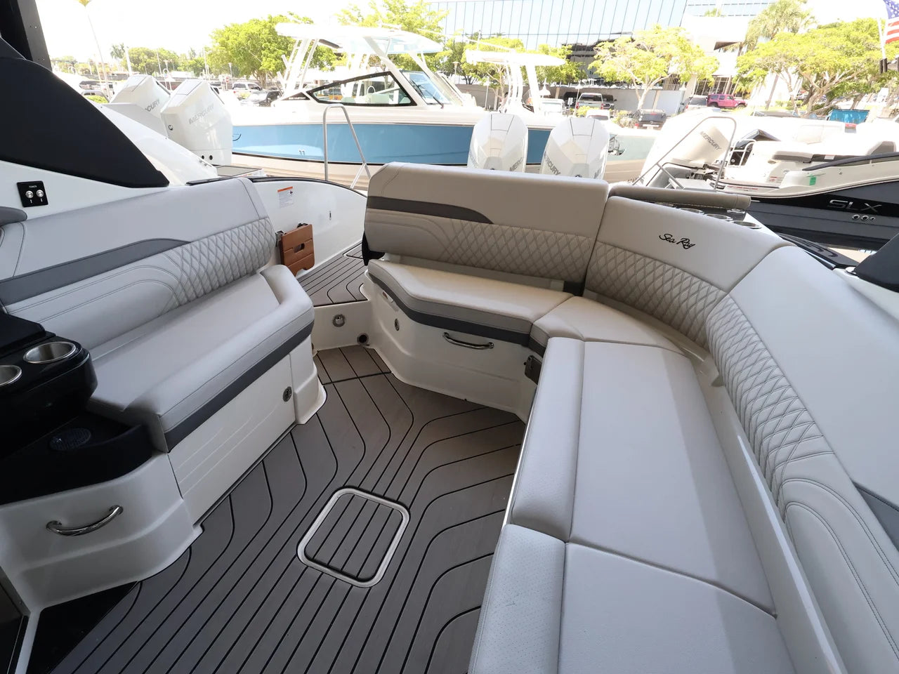 2026 Sea Ray SLX 280 Outboard 28.0 feet, Naples, Florida #11