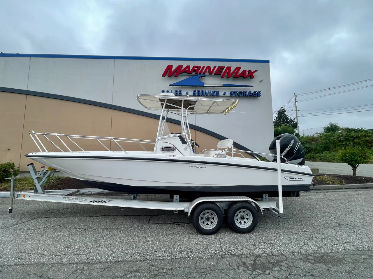 2013 Boston Whaler 230 DAUNTLESS 23.0 feet, Danvers, Massachusetts #1
