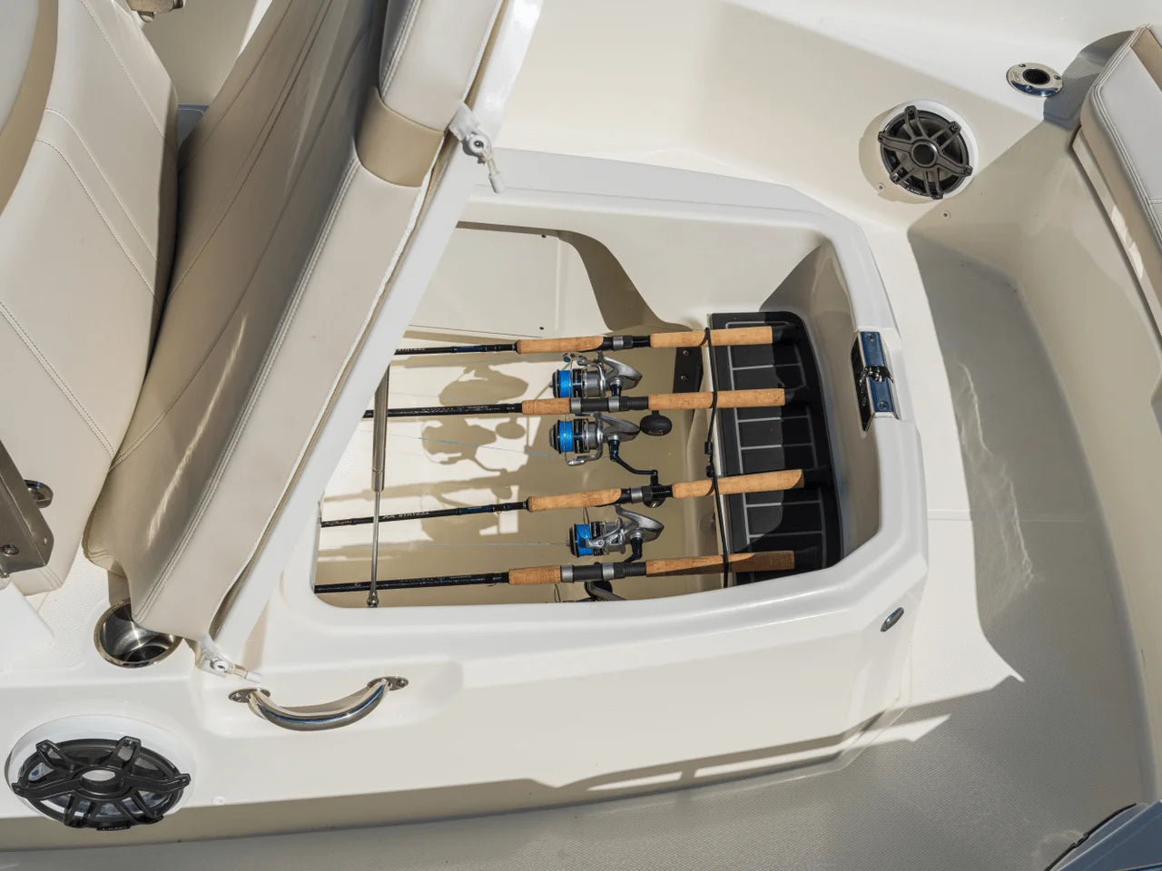 2026 Boston Whaler 220 Dauntless 22.0 feet, Inuvik, Northwest Territories #47