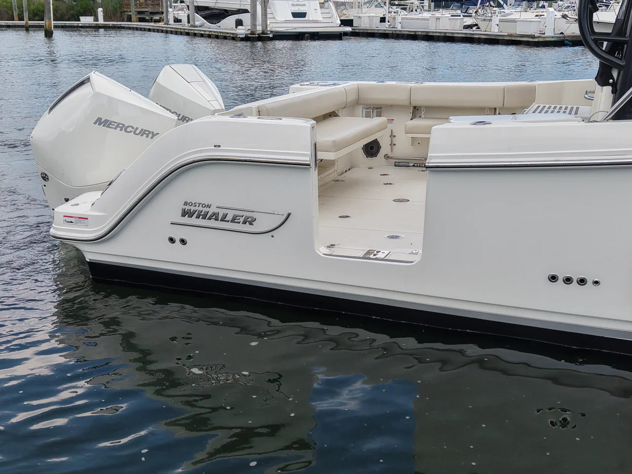 2025 Boston Whaler 325 CONQUEST 32.0 feet, Westbrook, CT #9