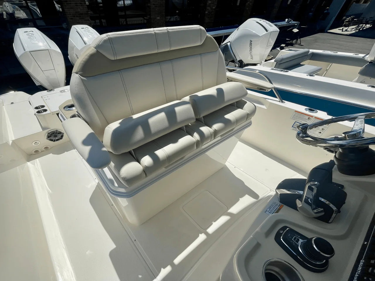 2025 Boston Whaler 280 Dauntless 28.0 feet, Quincy, MA #13