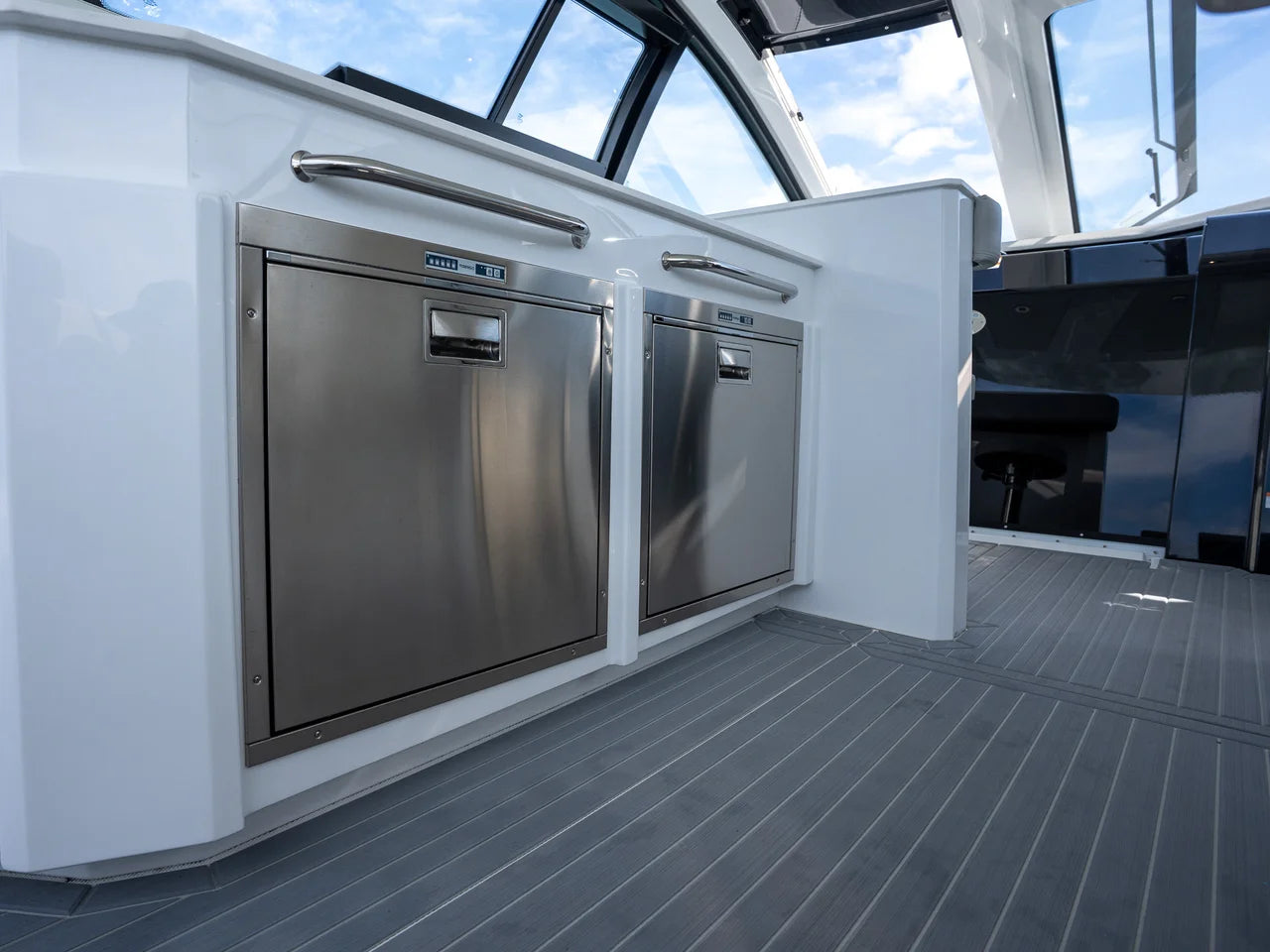 2026 Cruisers Yachts 42 GLS Outboard 42.0 feet, Miami, FL #40