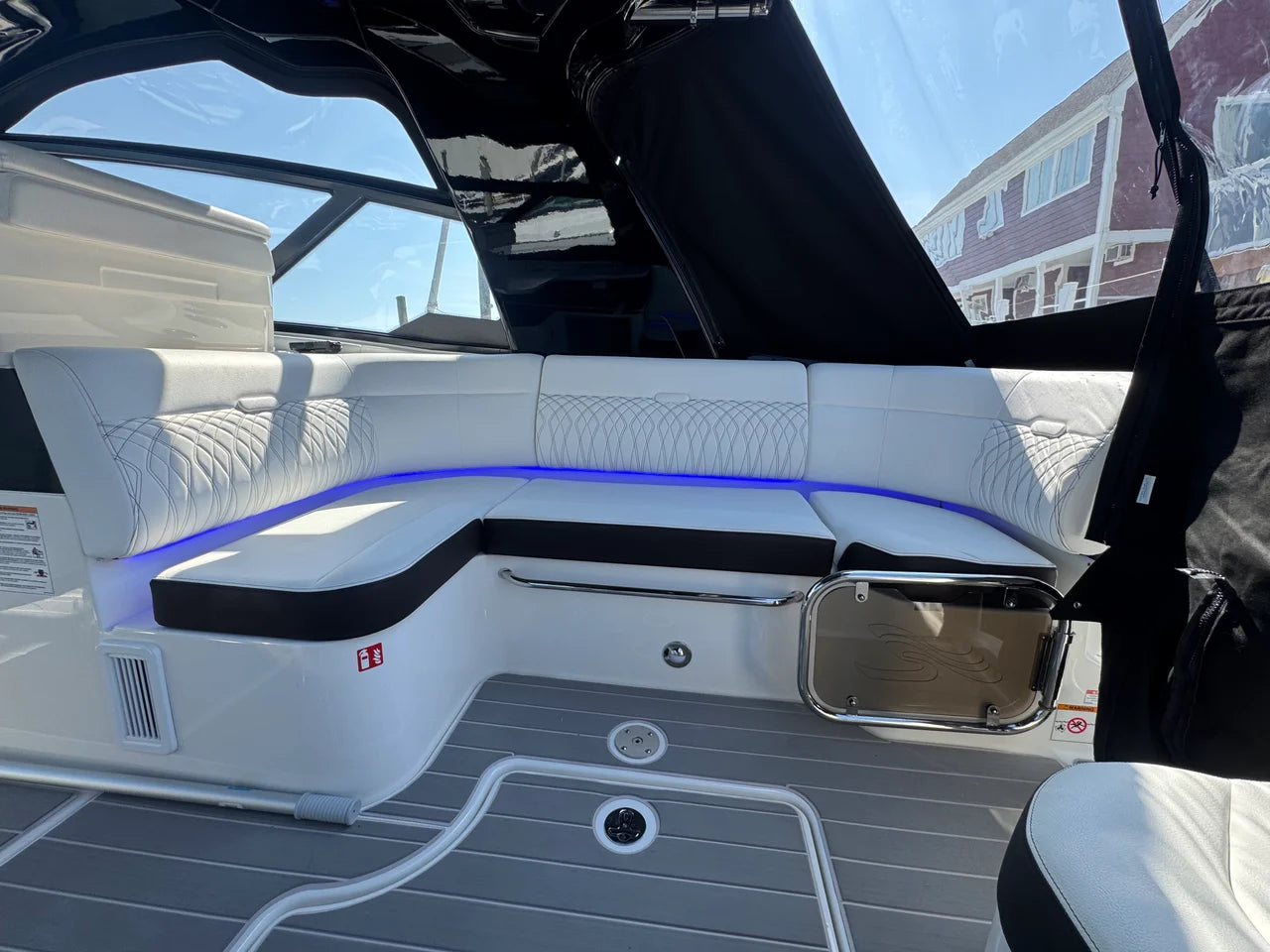 2025 Sea Ray 370 SUNDANCER OB 39.0 feet, Somers Point, New Jersey #14