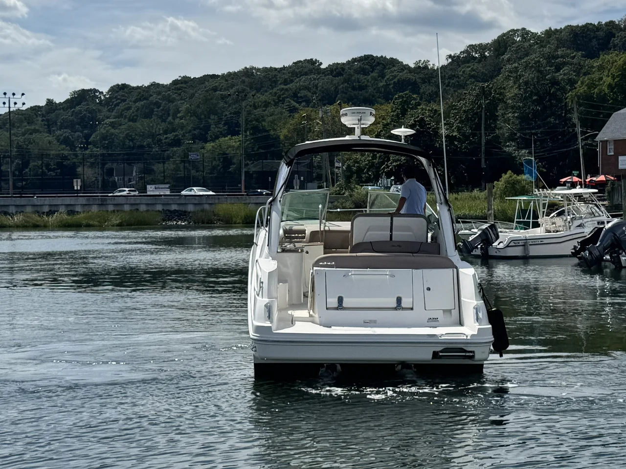 2016 Sea Ray 330 Sundancer 33.0 feet, Huntington, NY #4