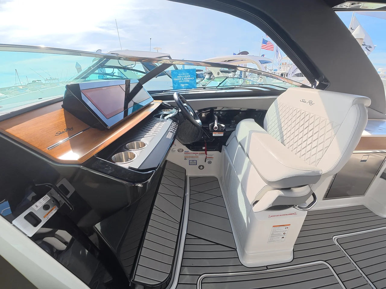 2027 Sea Ray SLX 360 Outboard 36.0 feet, Somers Point, New Jersey #20