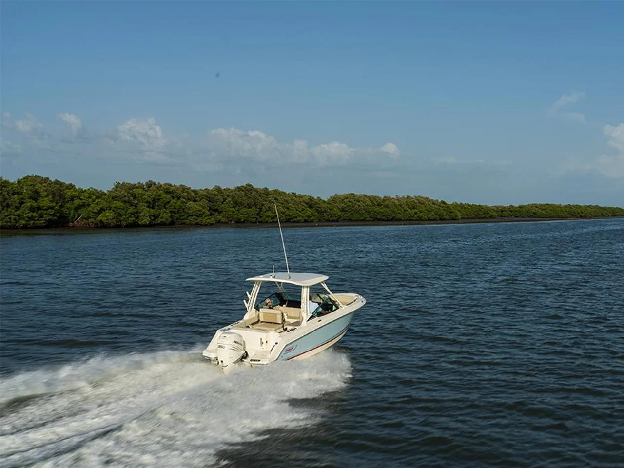 2026 Boston Whaler 240 Vantage 24.0 feet, Inuvik, Northwest Territories #24