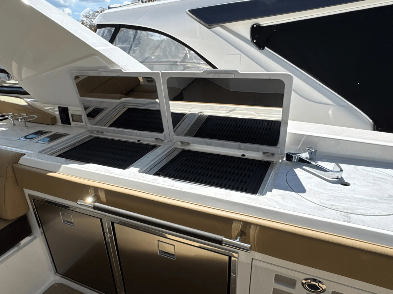 2026 Sea Ray SLX 400 Outboard 40.0 feet, Huntington, NY #21
