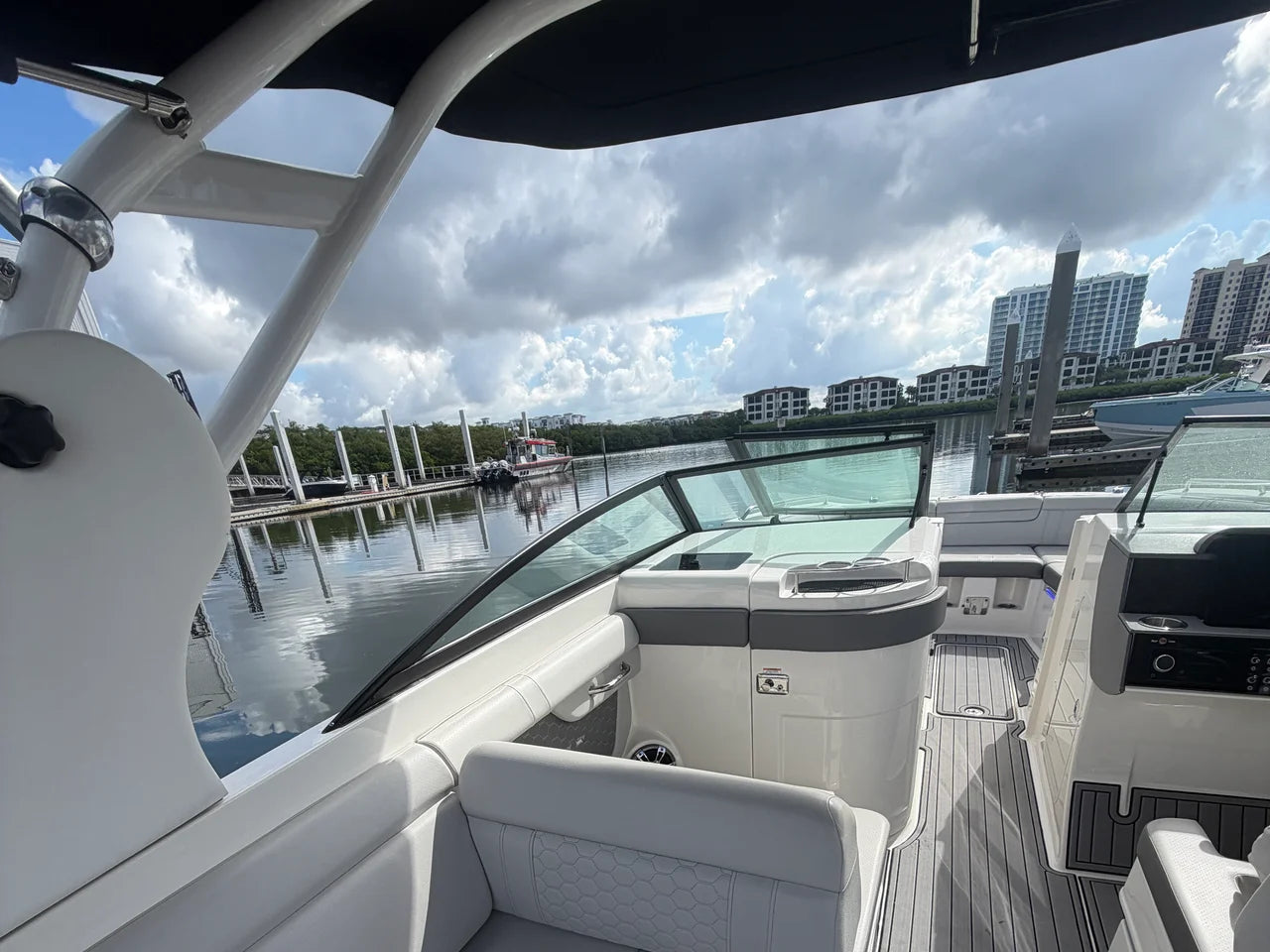2020 Sea Ray 290 SDX OB 29.0 feet, Clearwater, Florida #18