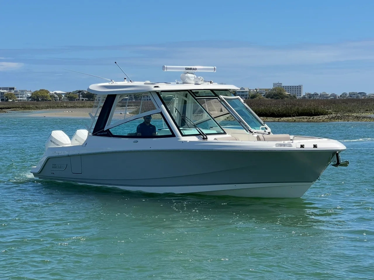 2026 Boston Whaler 330 Vantage 33.0 feet, Wrightsville Beach, North Carolina #3