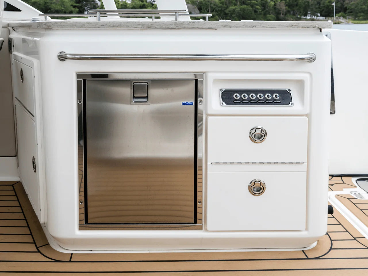 2024 Boston Whaler 320 Vantage 32.0 feet, Norwalk, Connecticut #45