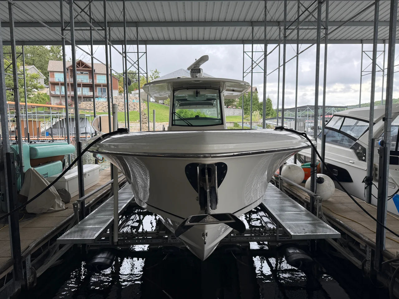 2017 Boston Whaler 350 OUTRAGE 35.0 feet, Lake Ozark, MO #4