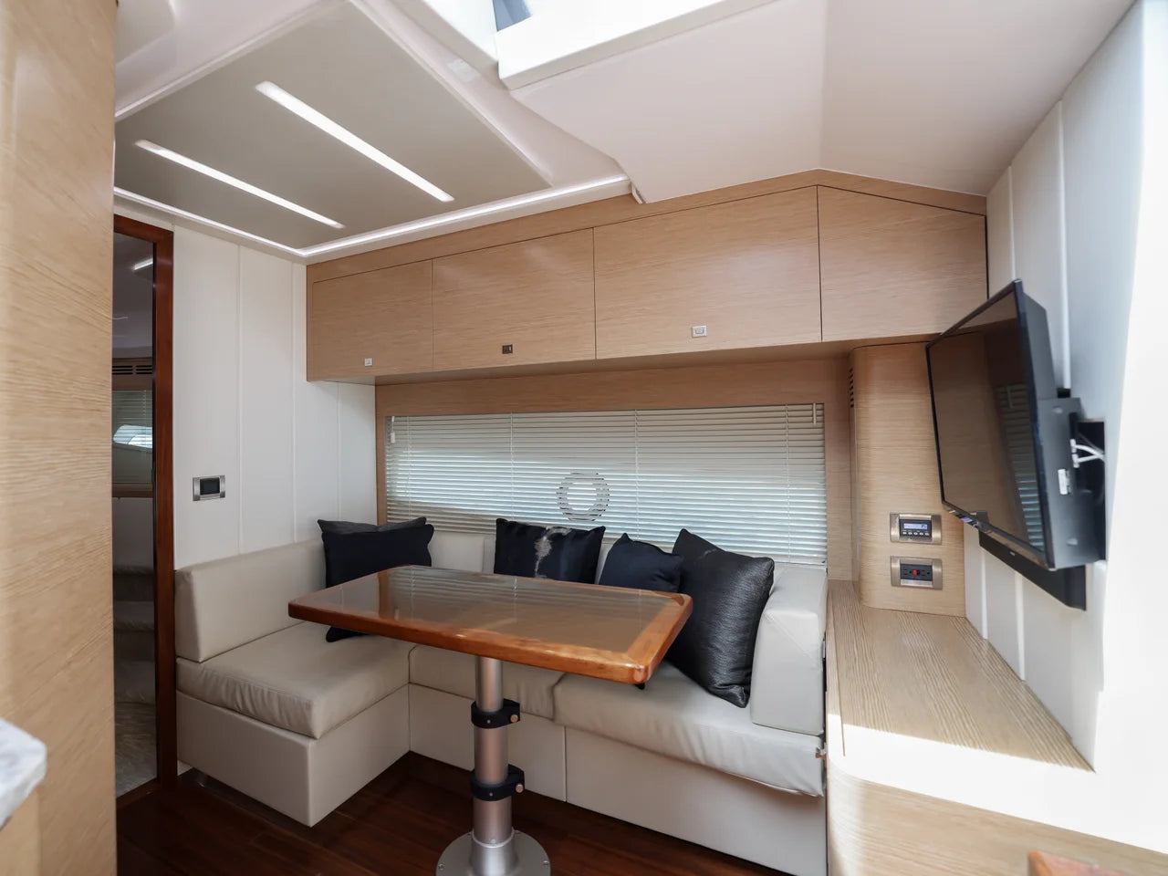 2021 Ocean Alexander 45 DIVERGENCE COUPE 45.0 feet, Lighthouse Point, FL #8