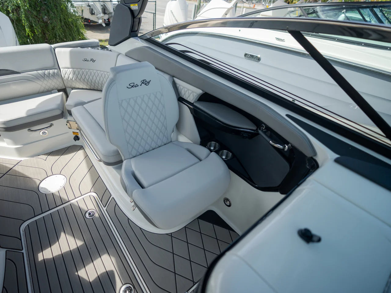 2027 Sea Ray SLX 260 Outboard 26.0 feet, Panama City, FL #21