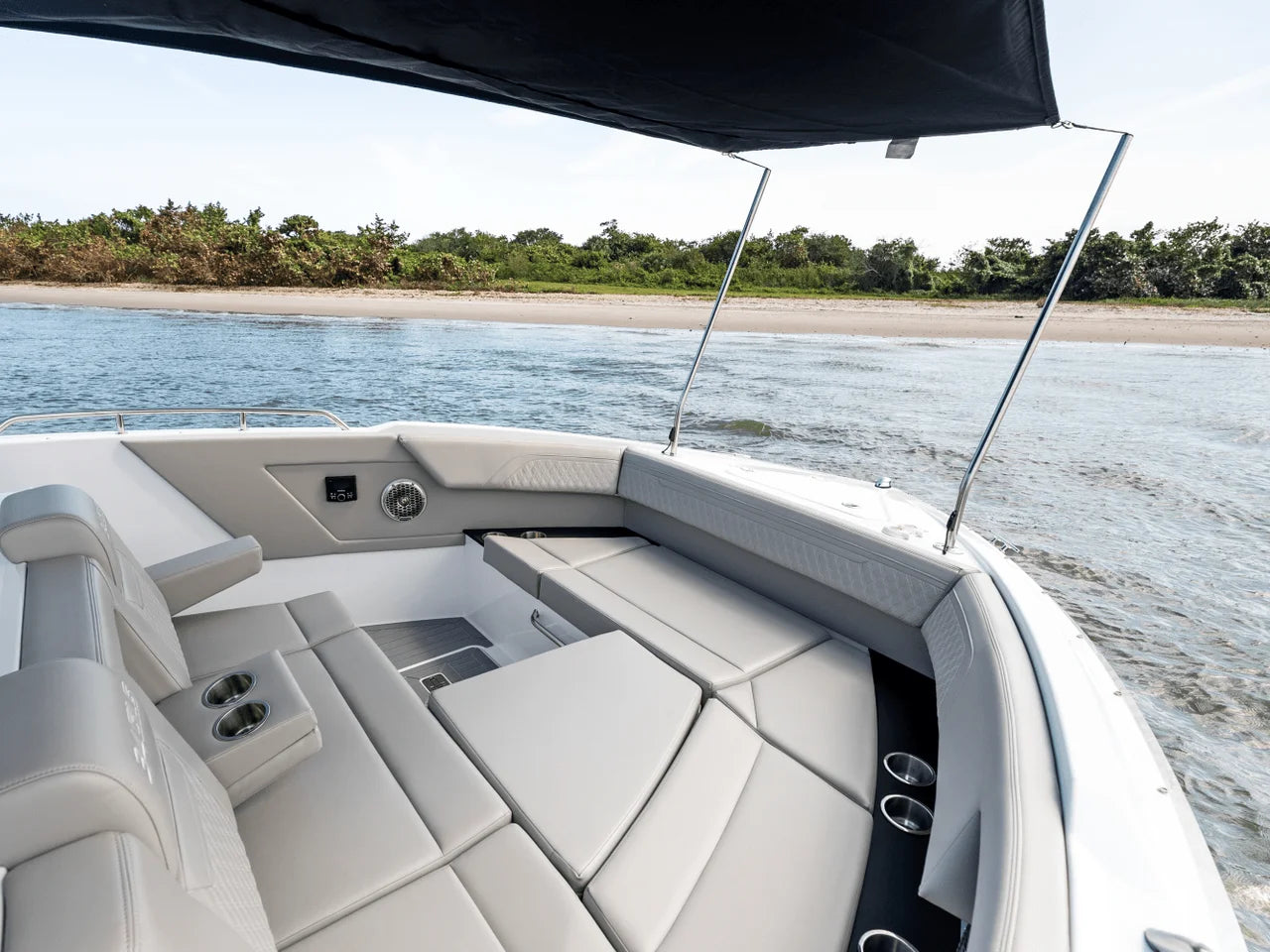 2026 Cruisers Yachts 34 GLS Outboard 35.0 feet, Inuvik, Northwest Territories #20