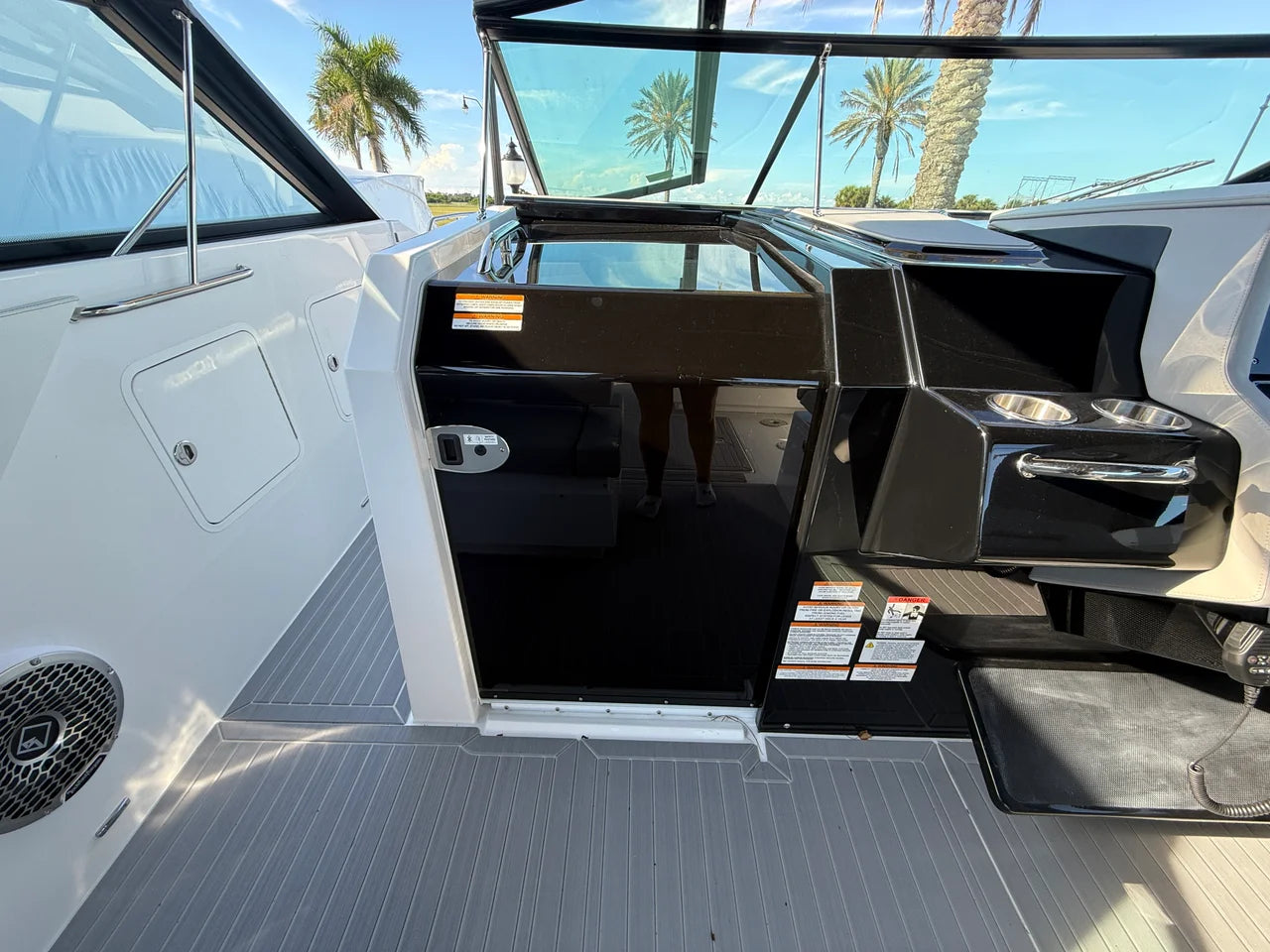 2027 Cruisers Yachts 34 GLS Outboard 34.0 feet, Venice, Florida #31