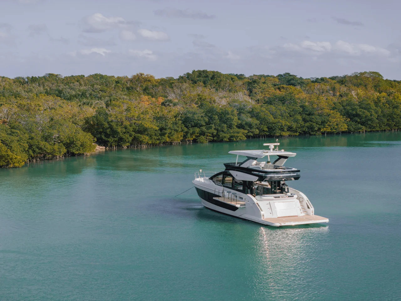 2027 Cruisers Yachts 57 FLY 57.0 feet, Naples, Florida #11