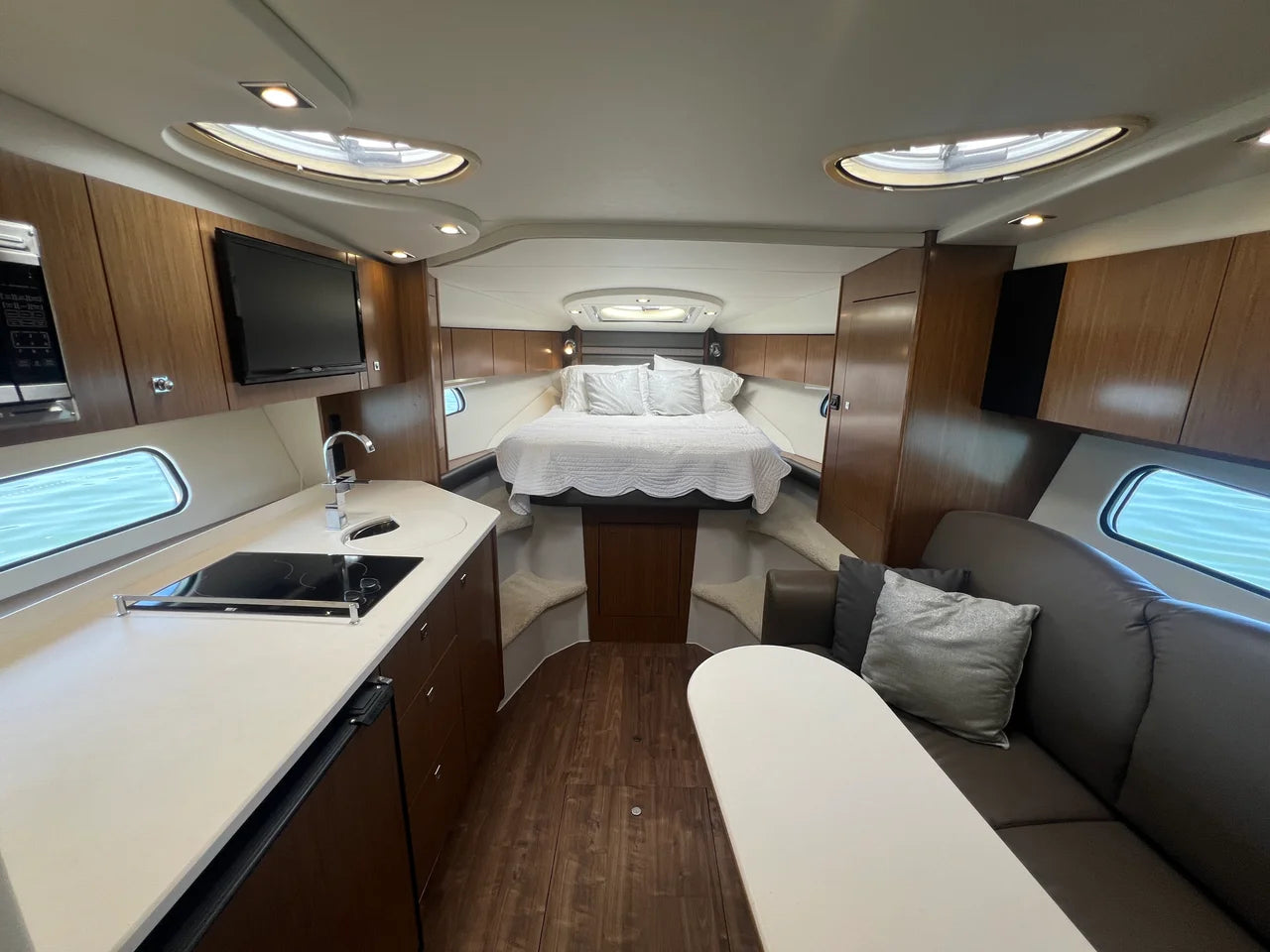 2018 Cruisers Yachts 35 EXPRESS 35.0 feet, Lewisville, TX #49