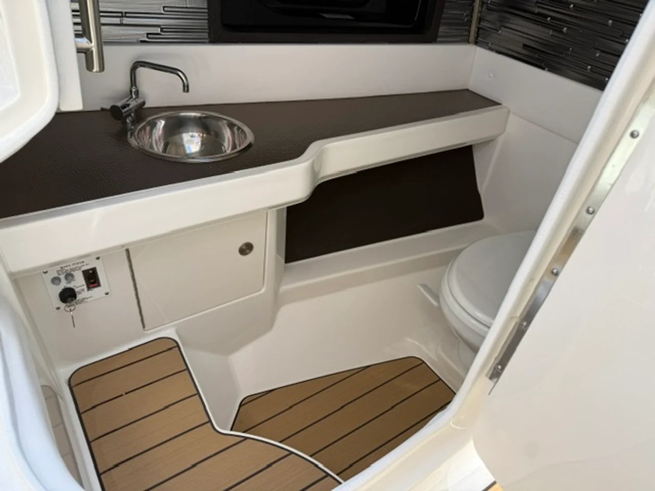 2027 Sea Ray SLX 310 31.0 feet, Lake Ozark, MO #15