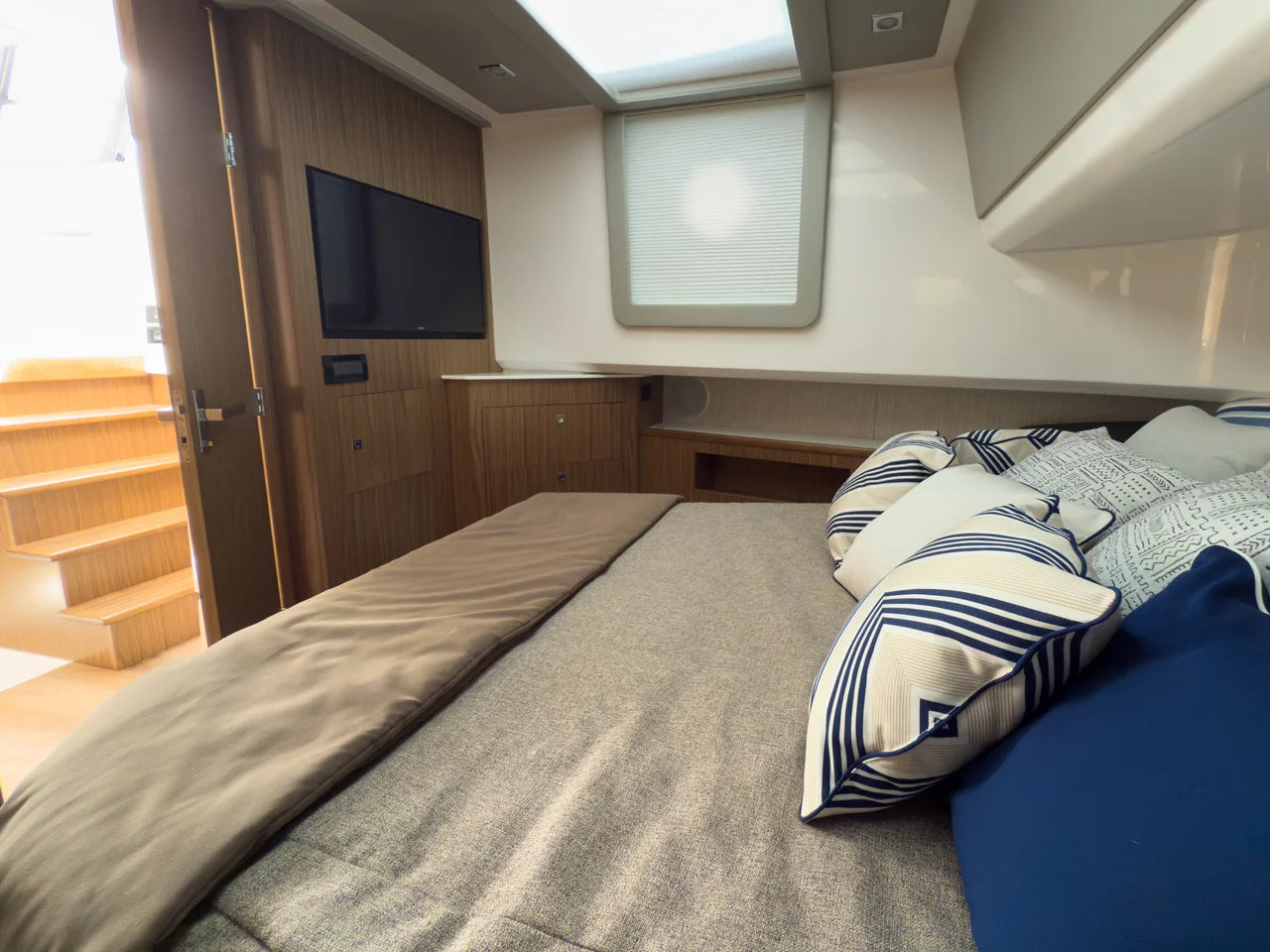 2026 Cruisers Yachts 50 GLS OB 50.0 feet, Fort Myers, FL #30