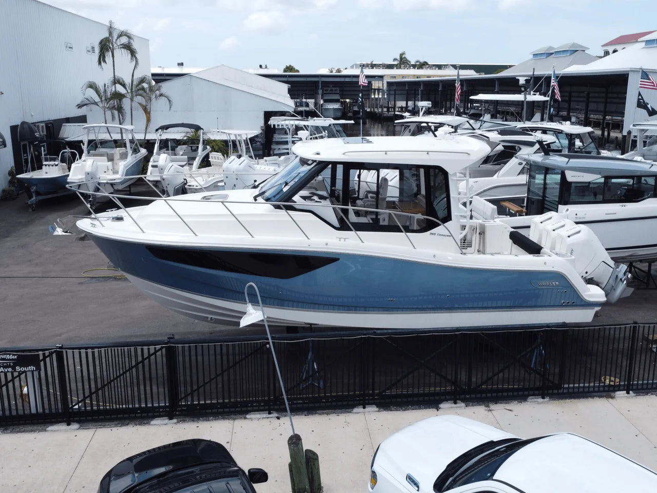 2025 Boston Whaler 365 Conquest 36.0 feet, Naples, Florida #9