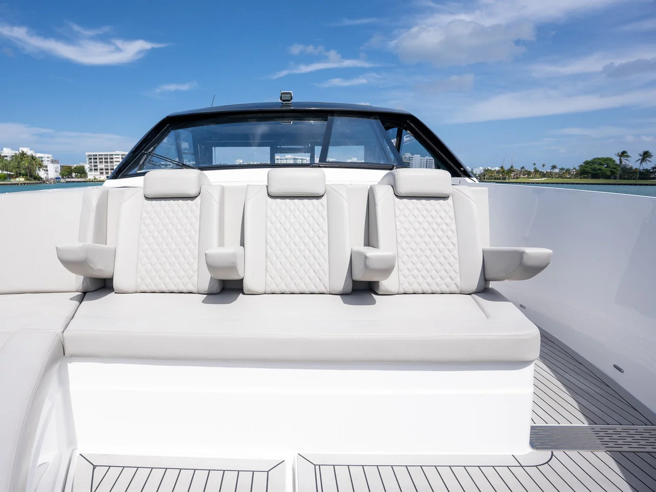 2024 Cruisers Yachts 50 GLS 50.0 feet, Miami, FL #21