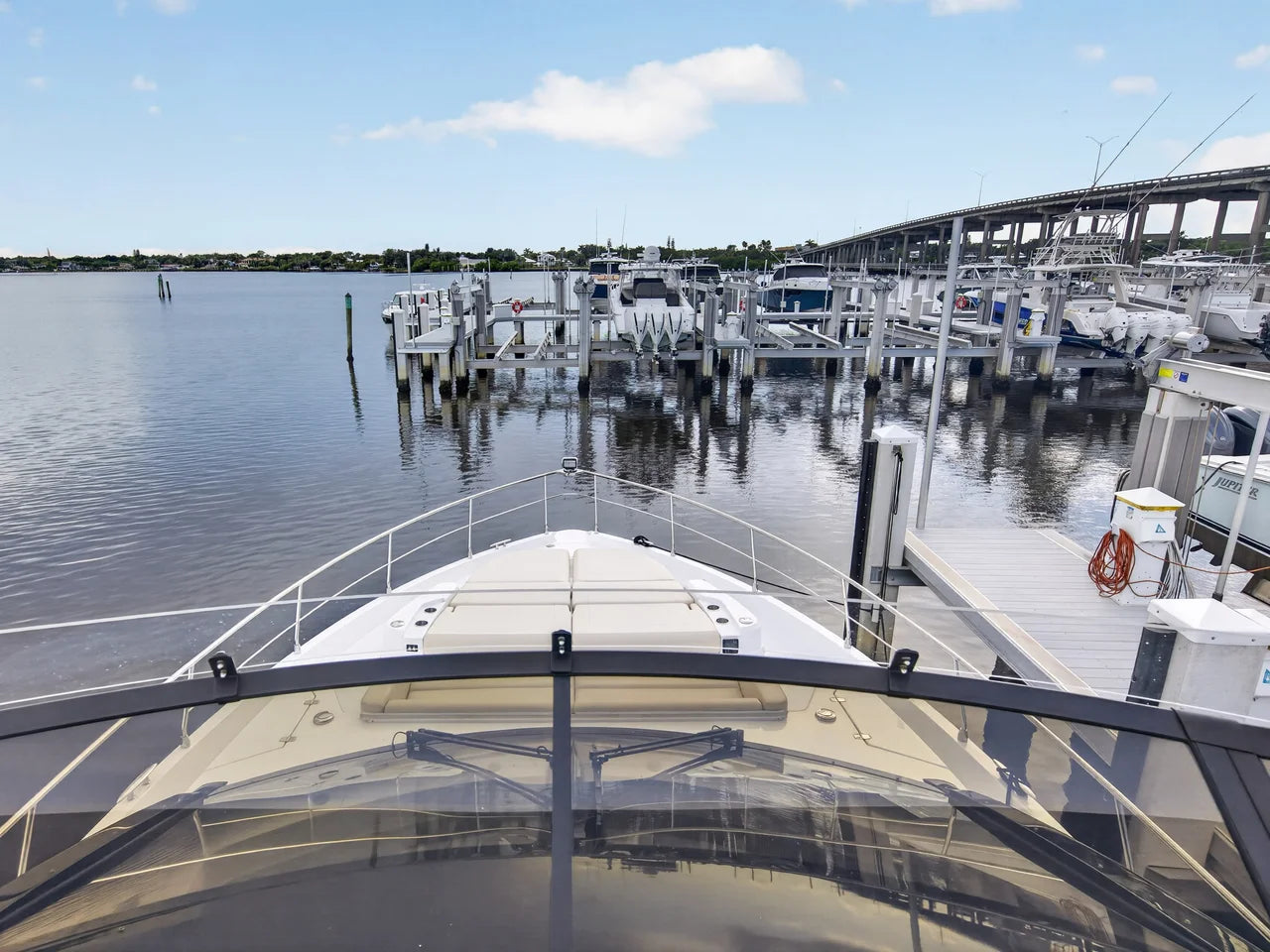 2026 Cruisers Yachts 57 FLY 57.0 feet, Stuart, Florida #81