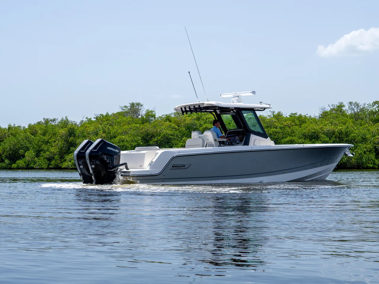 2026 Boston Whaler 330 Outrage 33.0 feet, Fort Myers, FL #4