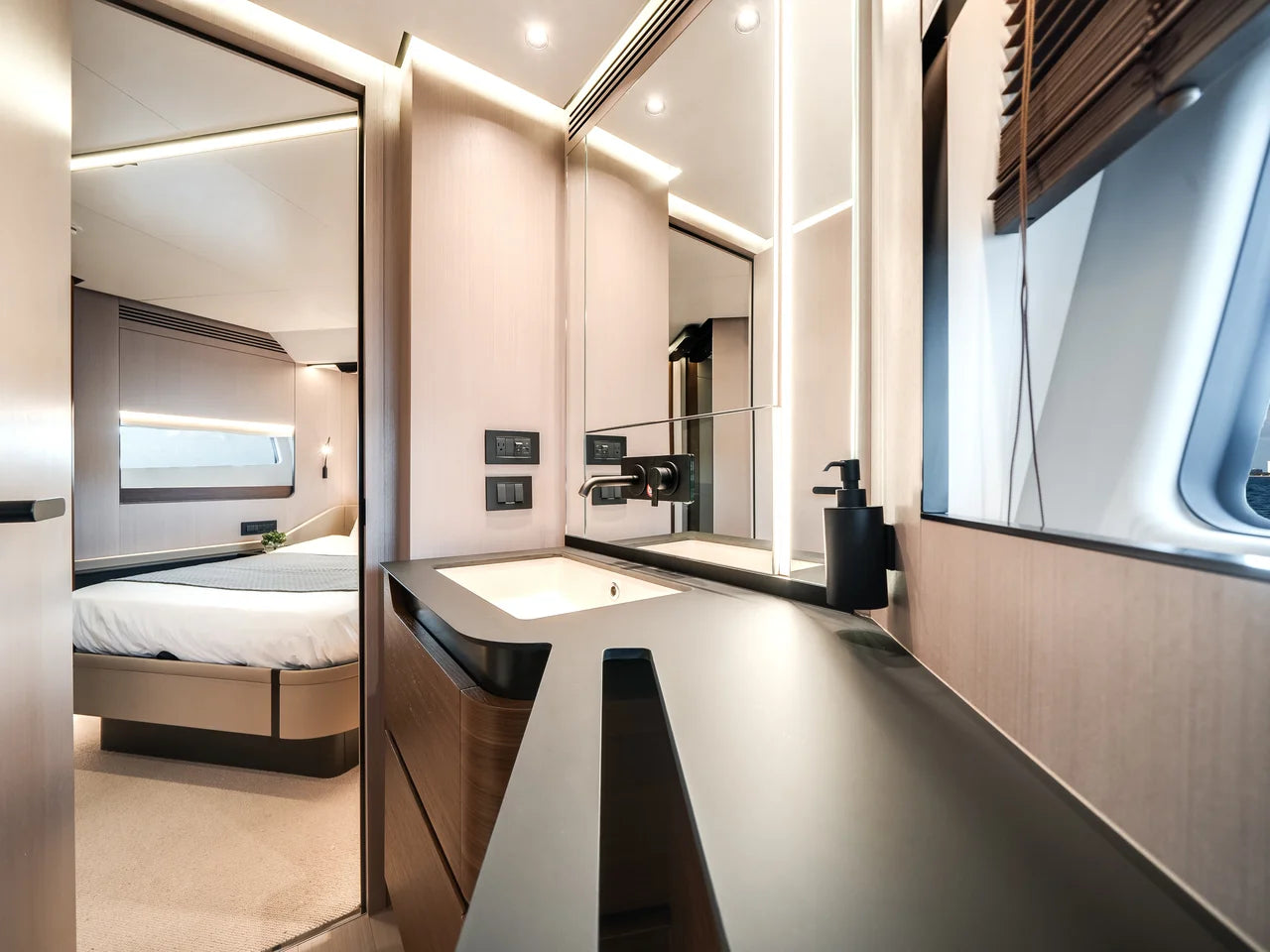 2026 Azimut S8 80.0 feet, Pompano Beach, FL #58