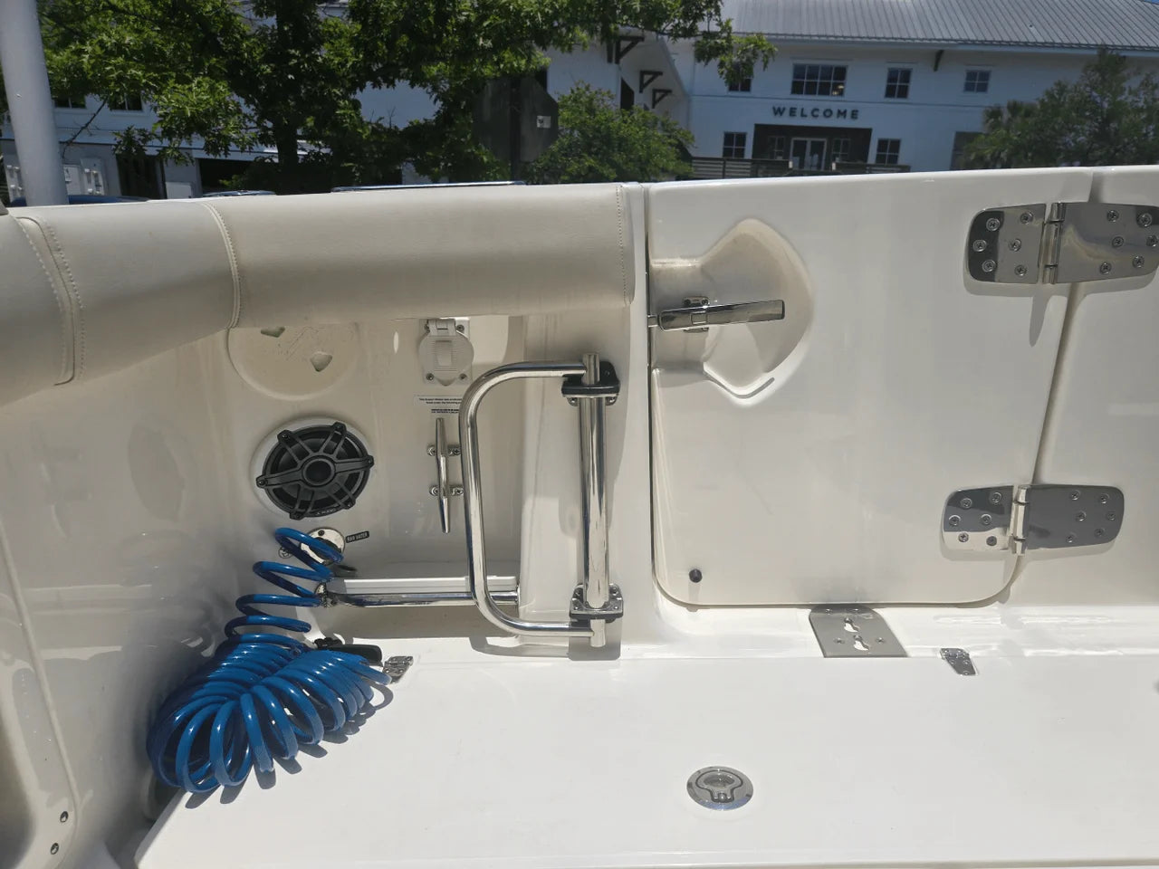 2024 Boston Whaler 280 OUTRAGE 28.0 feet, Charleston, SC #13