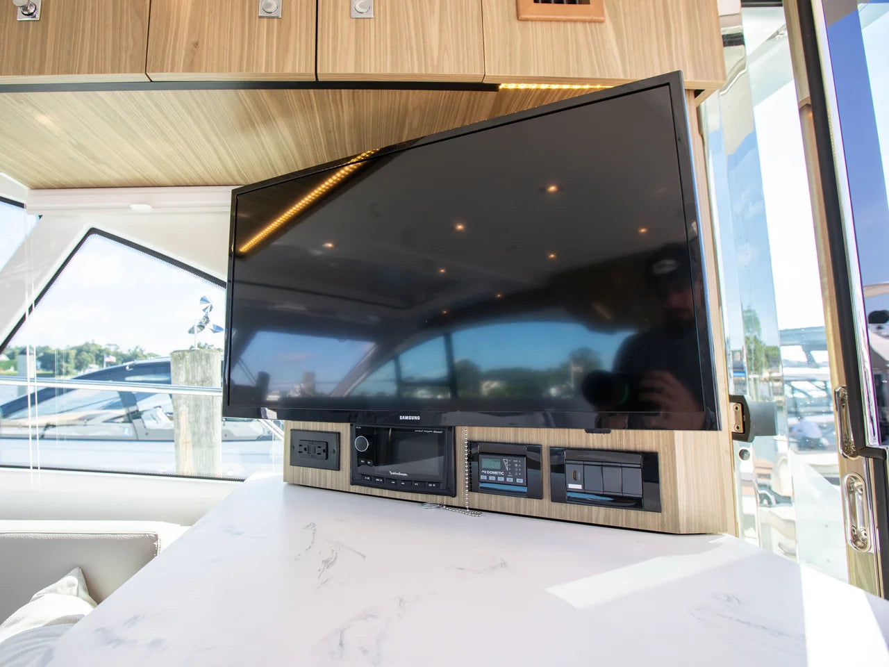 2024 Cruisers Yachts 50 Cantius 50.0 feet, Brick Township, New Jersey #21