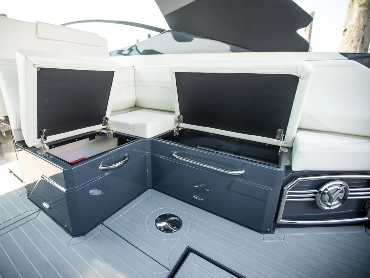 2024 Cruisers Yachts 38 GLS-OB SB 38.0 feet, Somers Point, New Jersey #29