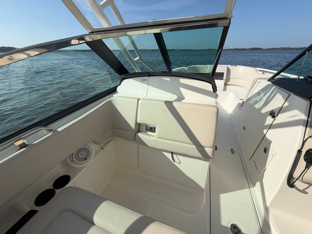 2018 Boston Whaler 270 VANTAGE 27.0 feet, Charleston, SC #14