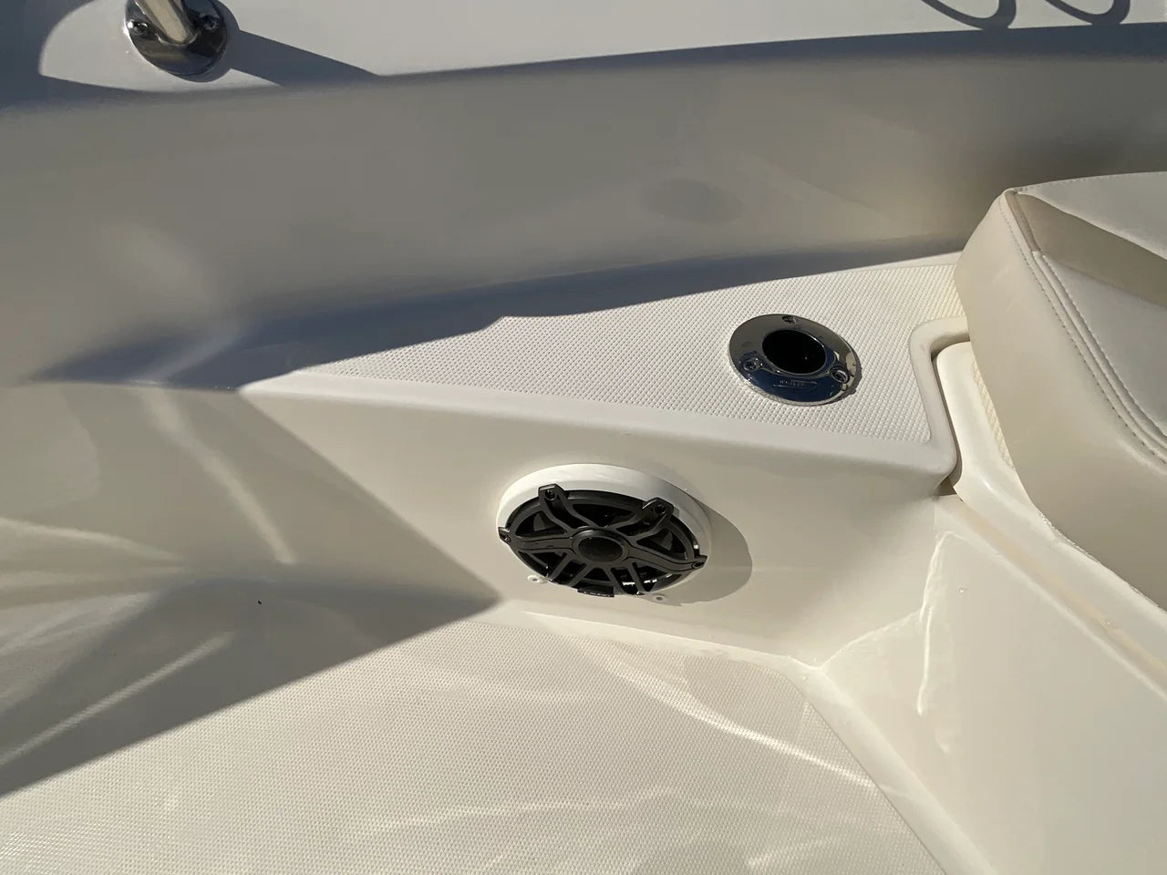 2027 Boston Whaler 220 Dauntless 22.0 feet, Jacksonville Beach, Florida #20