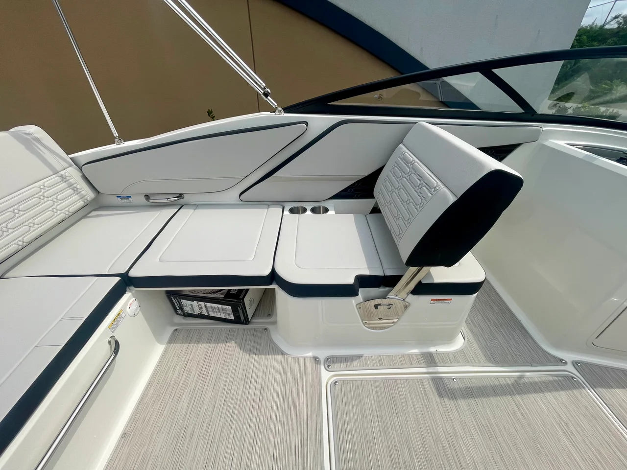 2027 Sea Ray SPX 210 Outboard 21.0 feet, Danvers, Massachusetts #11