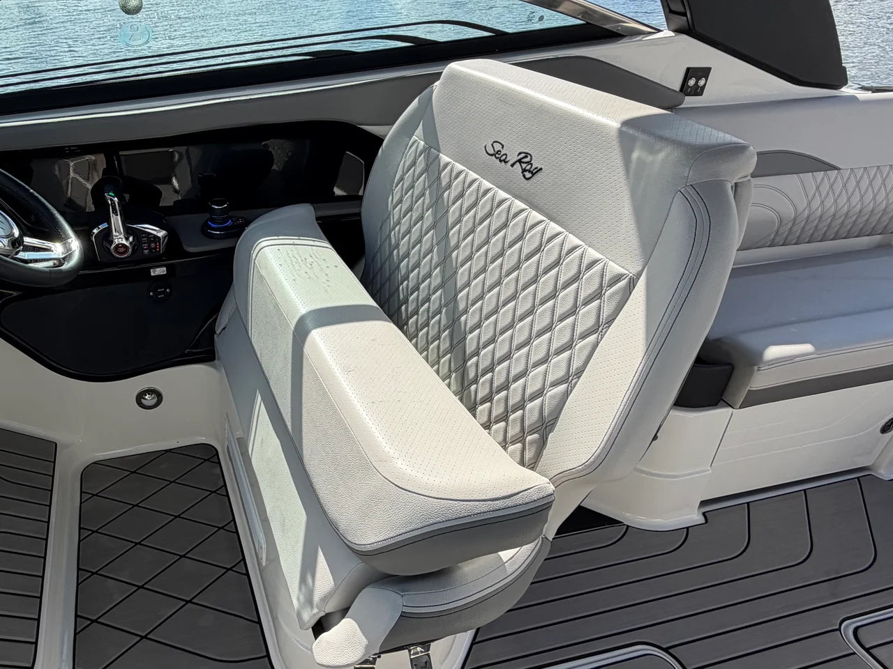 2024 Sea Ray SLX 280 Outboard 28.0 feet, Jupiter, Florida #30